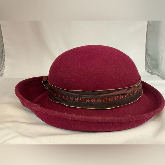 VTG BOLLMAN HAT CO DOESKIN FELT 100% WOOL MAROON RED RIBBON TRIM FLOWERS 1 SIZE - Picture 3 of 9